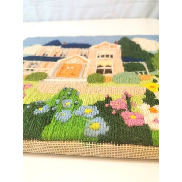 Embroidered Homestead Scenes Pair Crewel Wool Needlepoint Vintage - Picture 13 of 16